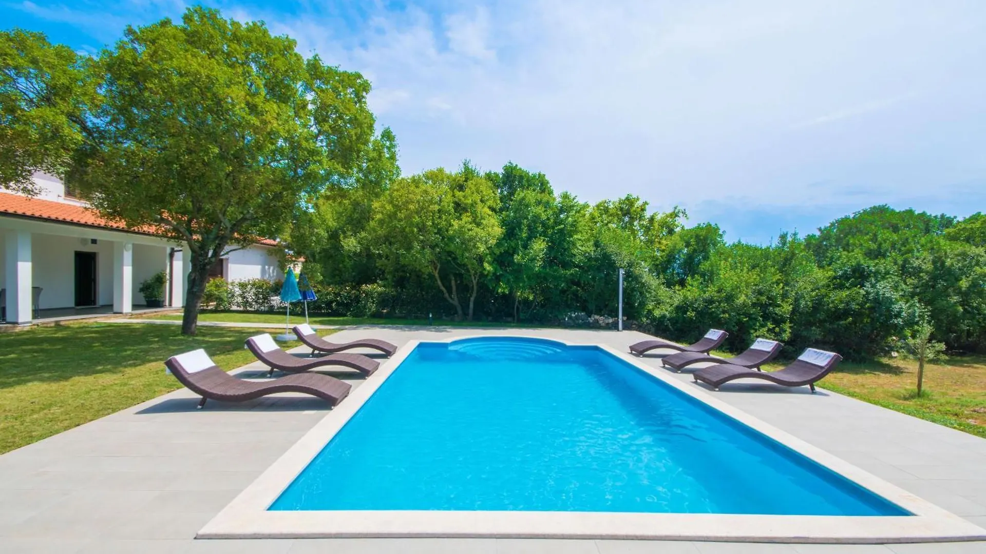 Villa Klara, Beautiful And Secluded Villa Close To The Beach Ubasico 0*,  Kroatien